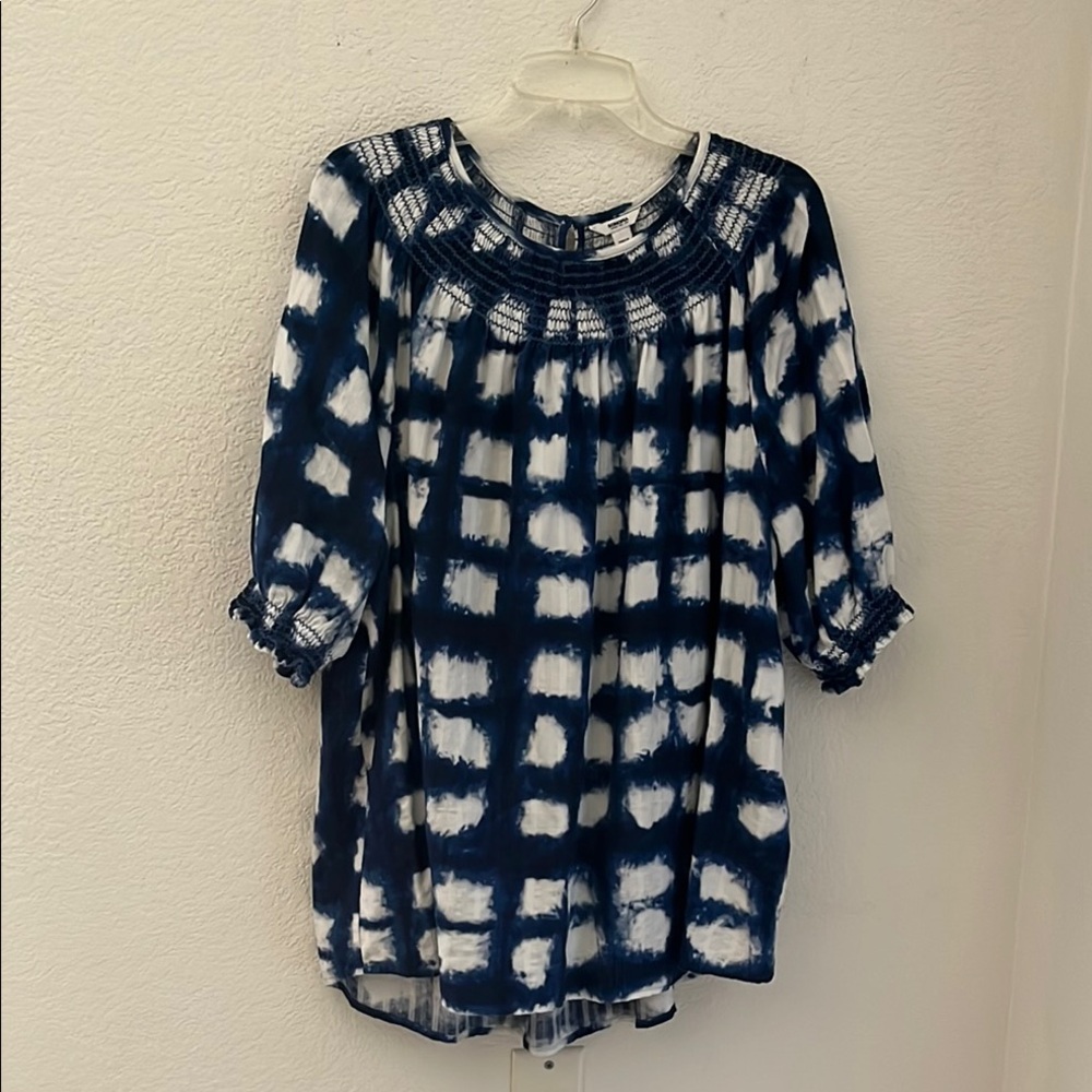 Blue and White Women's Top
